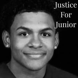 Meet your Posher, Daniela